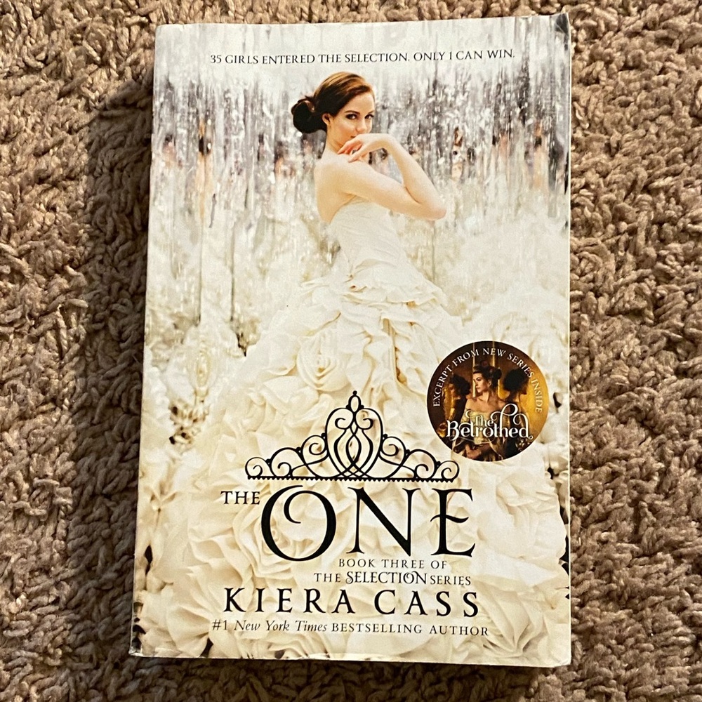 the one kiera cass the selection series YA book